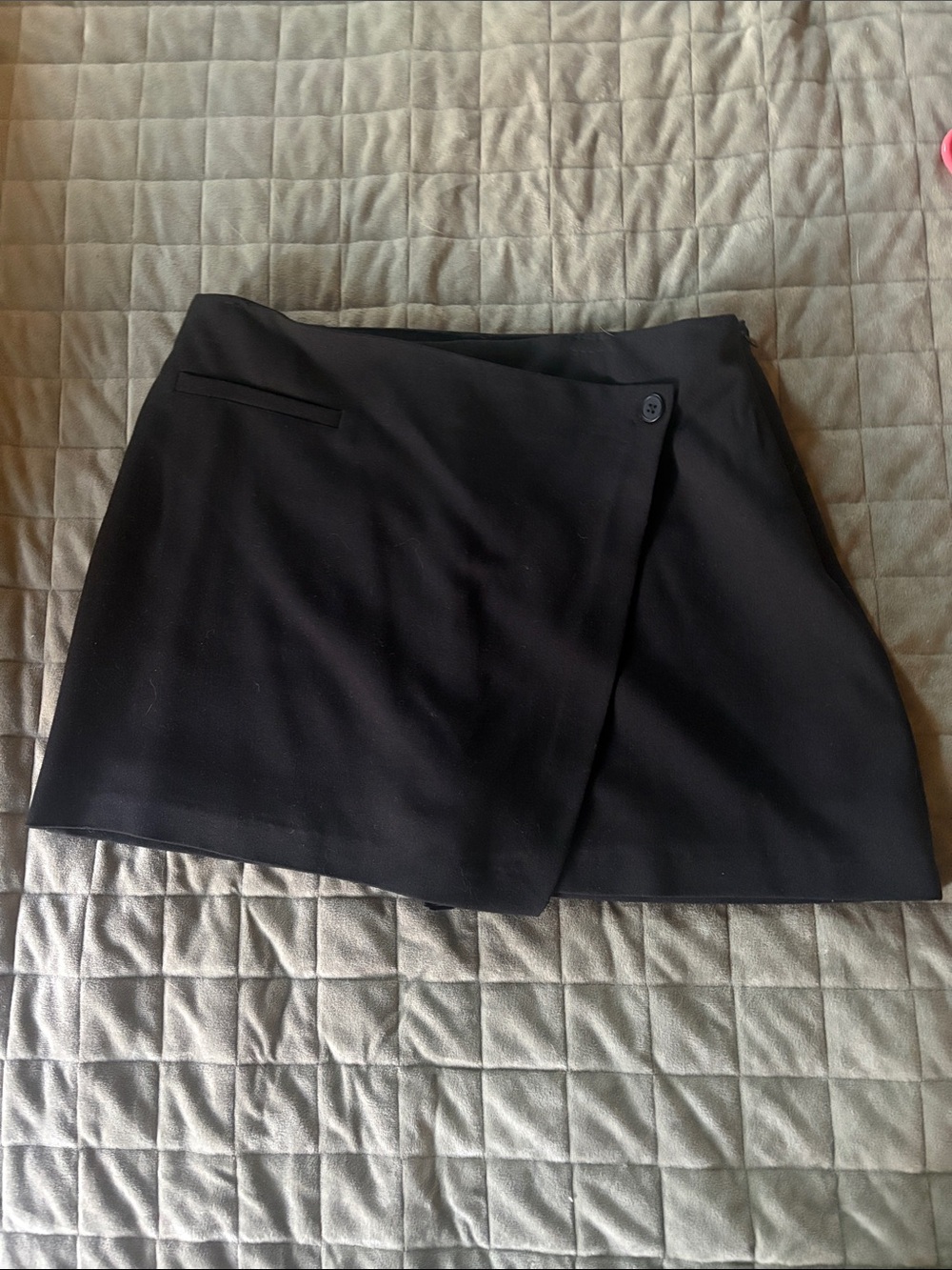 Steve Madden Black Wrap Skort